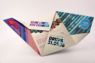 Canon_Aufklappkarte_klein